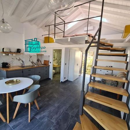 Gythio Townhouse Leilighet Eksteriør bilde