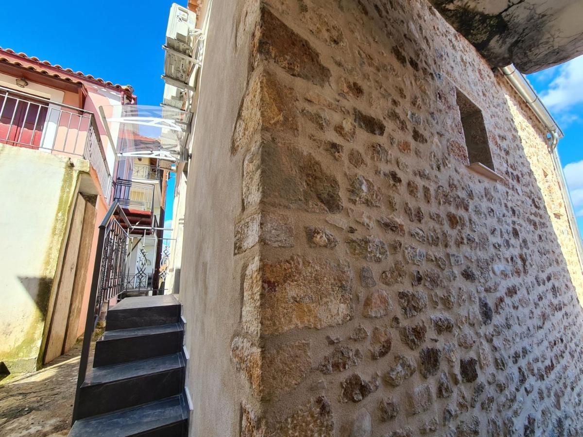 Gythio Townhouse Leilighet Eksteriør bilde